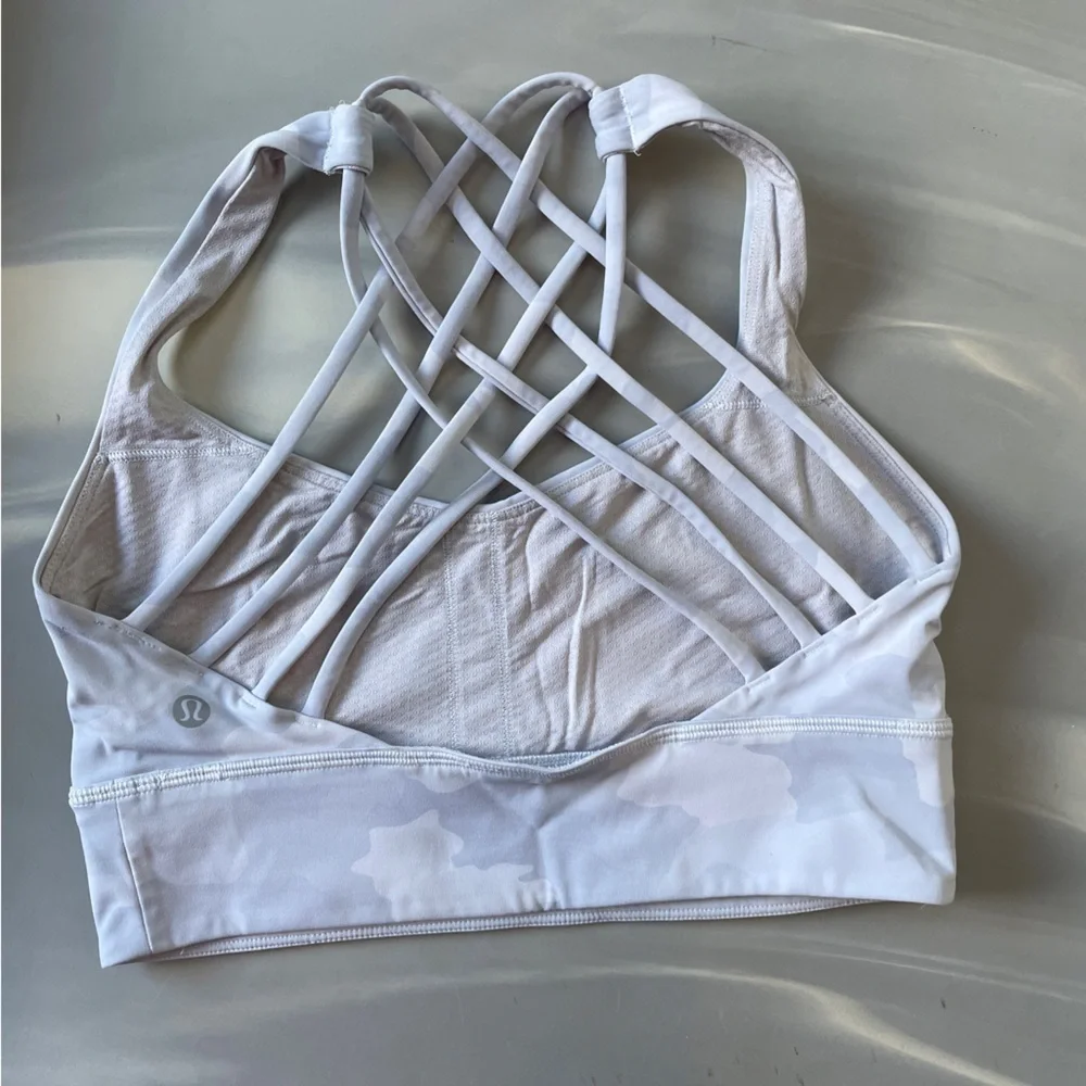 Lululemon I 8